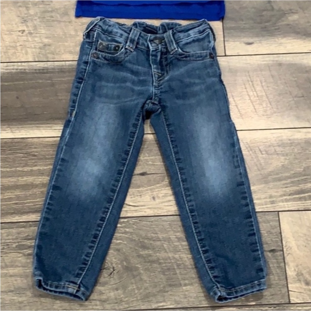 Authentic True Religion designer signature Jeans & tee shirt Sz
2T - Picture 2 of 8